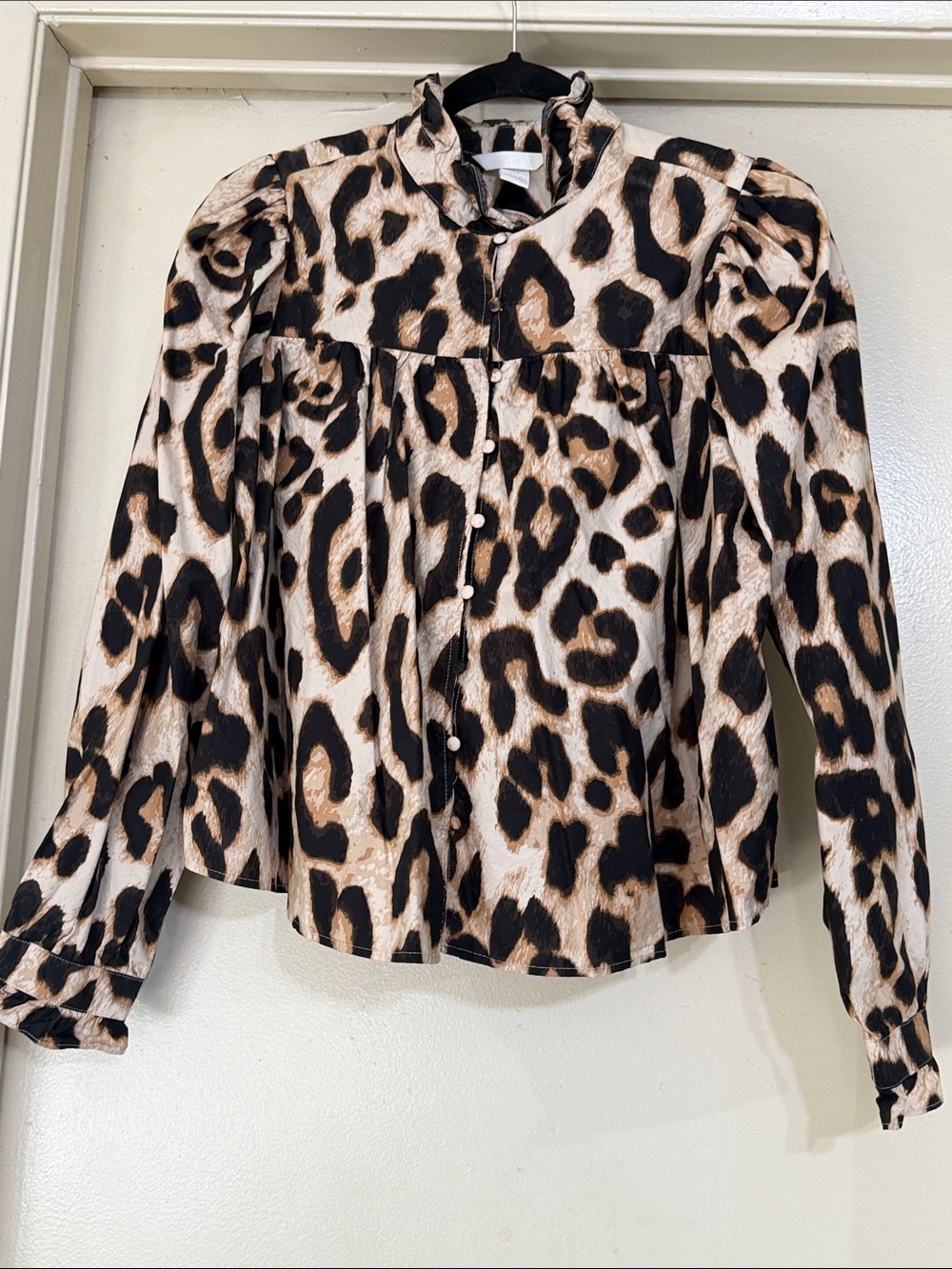 H&M animal print poplin button down top
